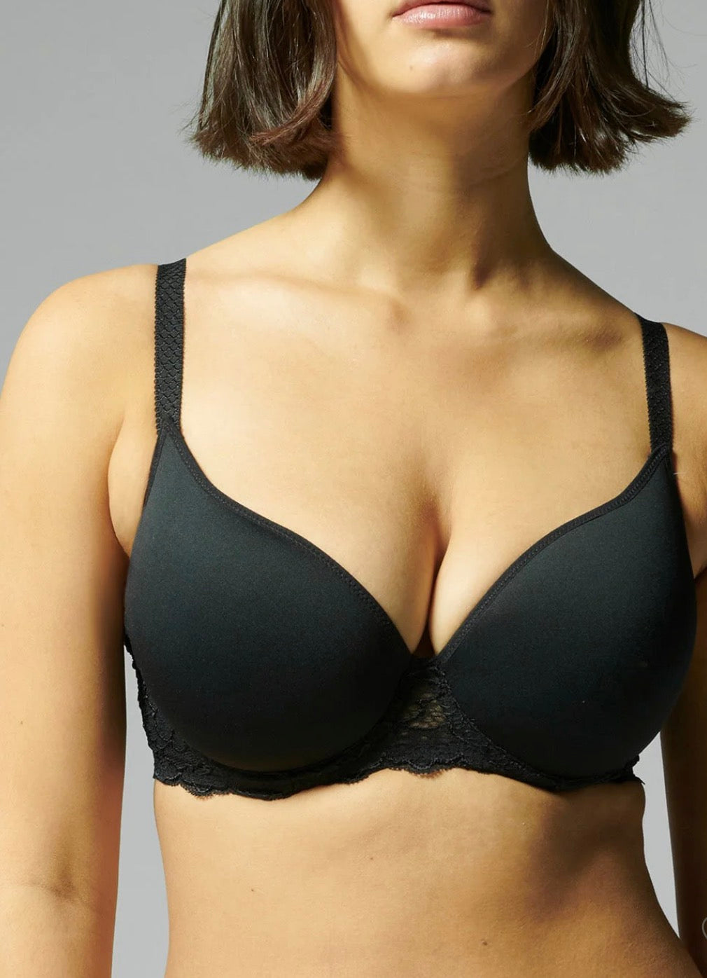 Caresse 3D Plunge Spacer Bra - Black