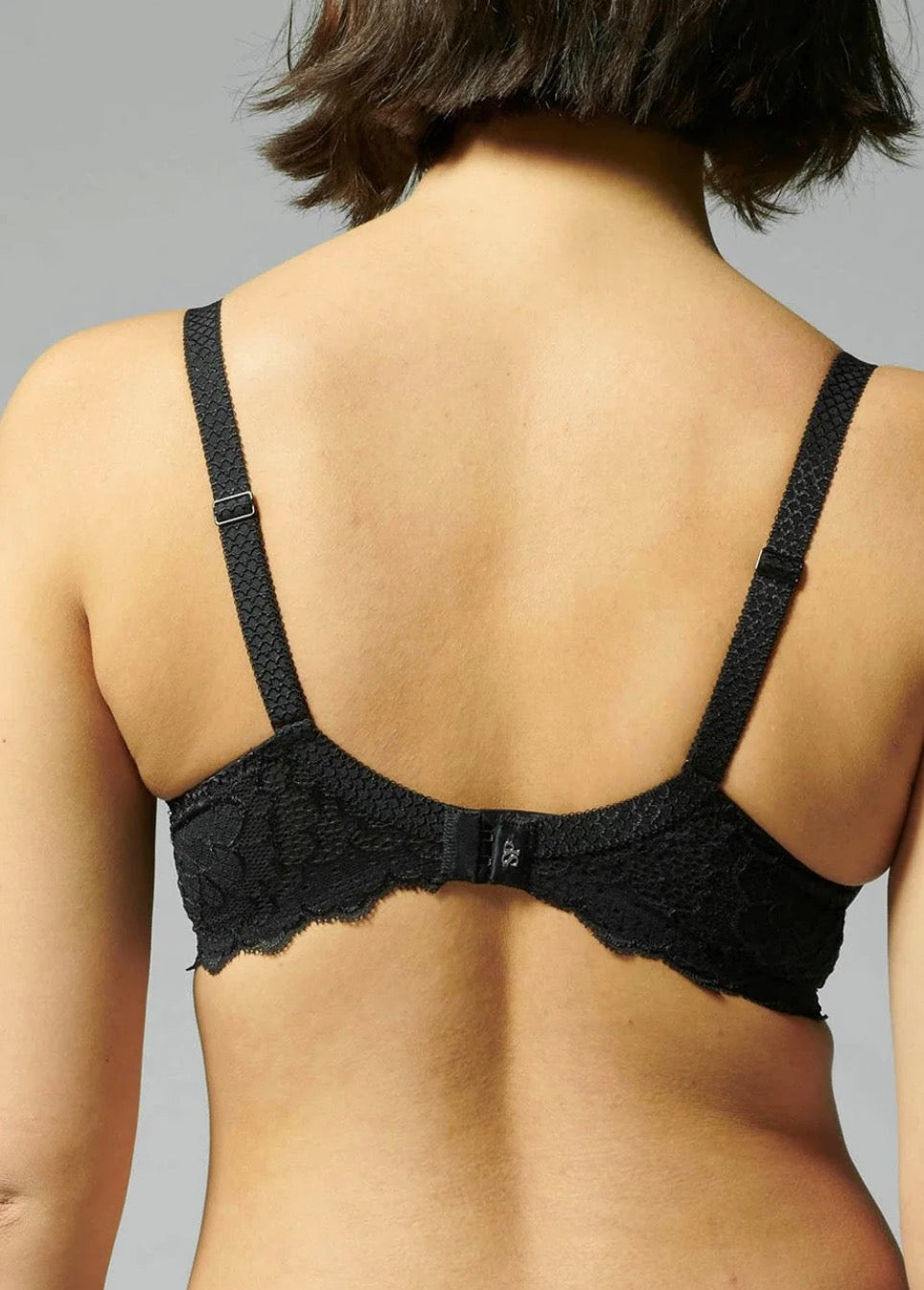 Caresse 3D Plunge Spacer Bra - Black