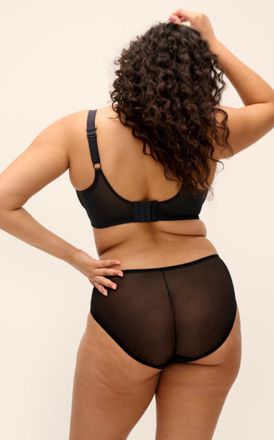 Matilda Underwire Plunge Bra - Black